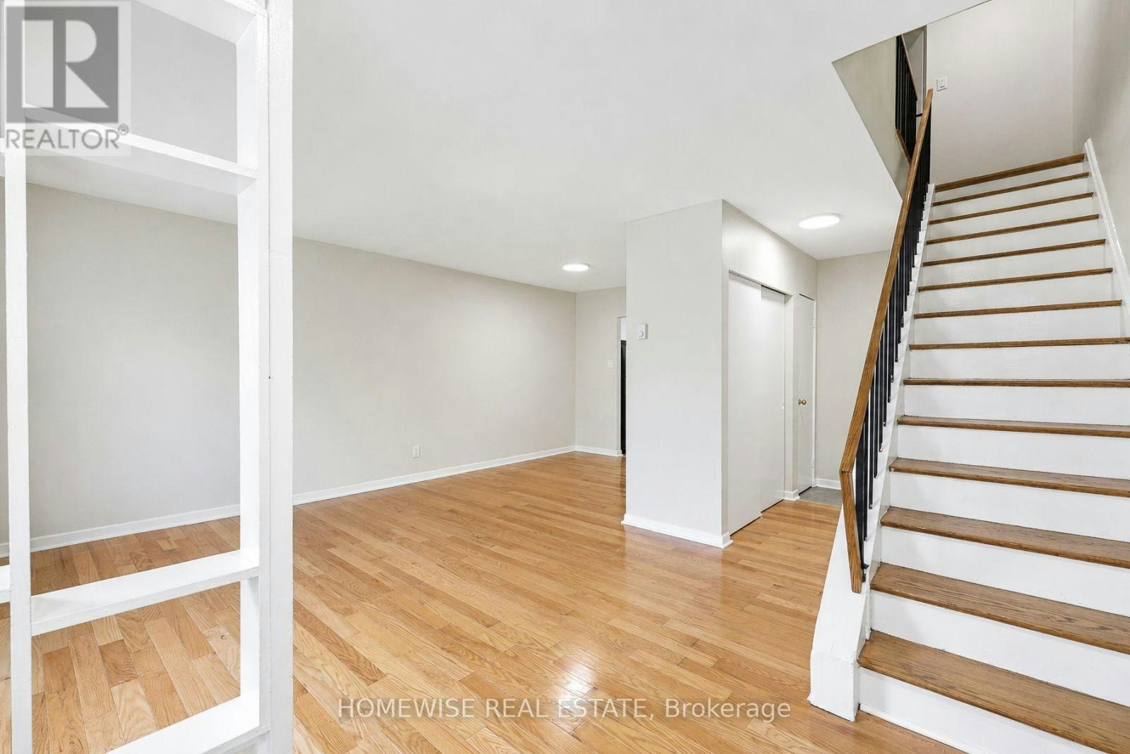40-1350 Winding Trail, Mississauga, ON, L4Y 2T8 - 5