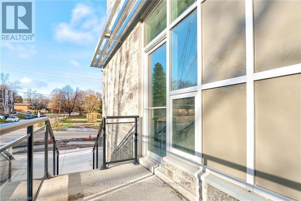 F-104-275 Larch Street, Waterloo, ON, N2L 3R2 - 13