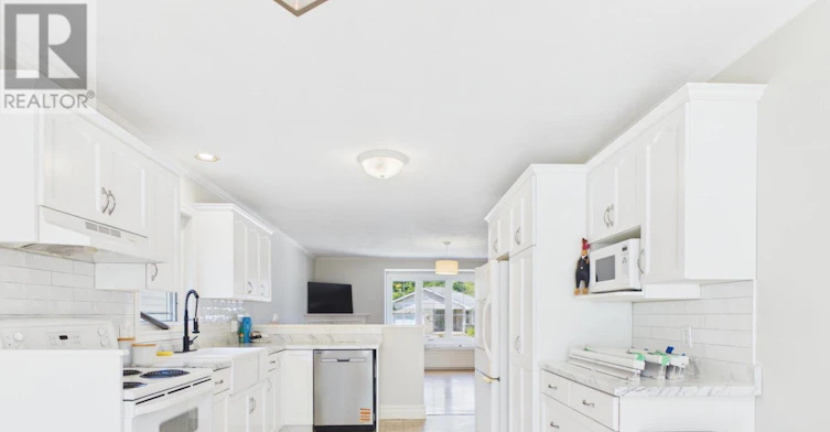 14 Eastgate Drive, Saugeen Shores, ON, N0H 2L0 - 9