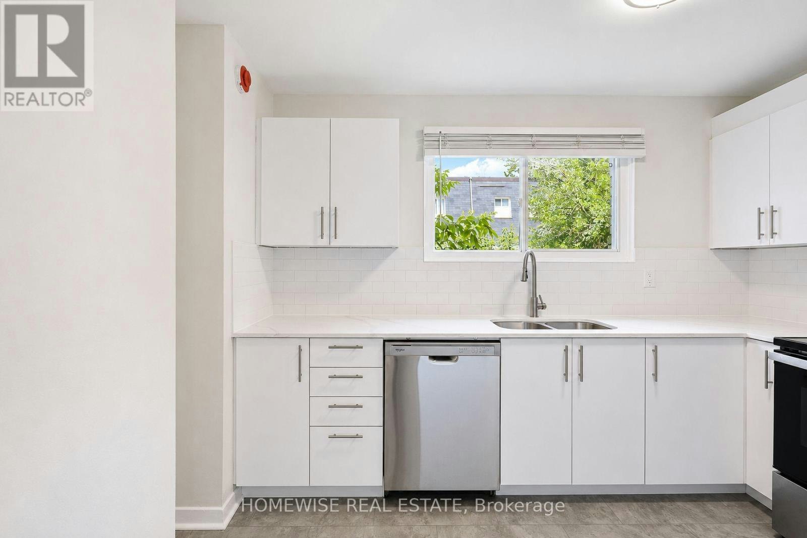 33-1350 Winding Trail, Mississauga, ON, L4Y 2T8 - 11