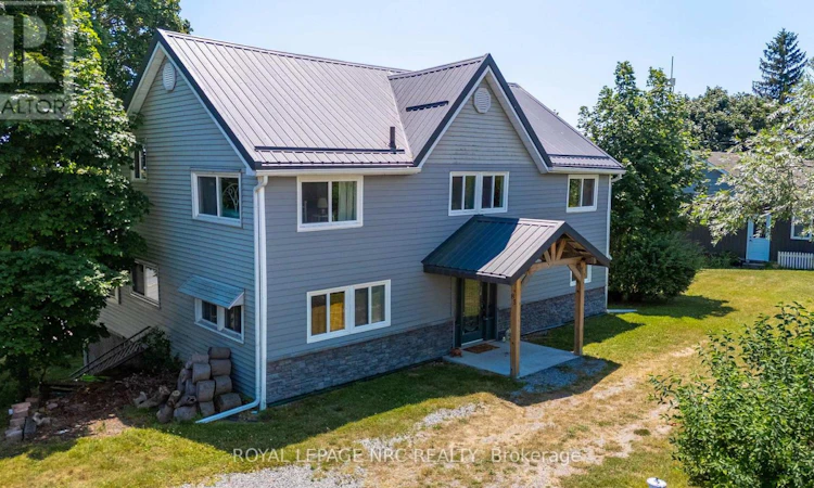 85 Lighthouse Drive