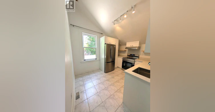 561 Parliament Street, Toronto, ON, M4X 1P7 - 10