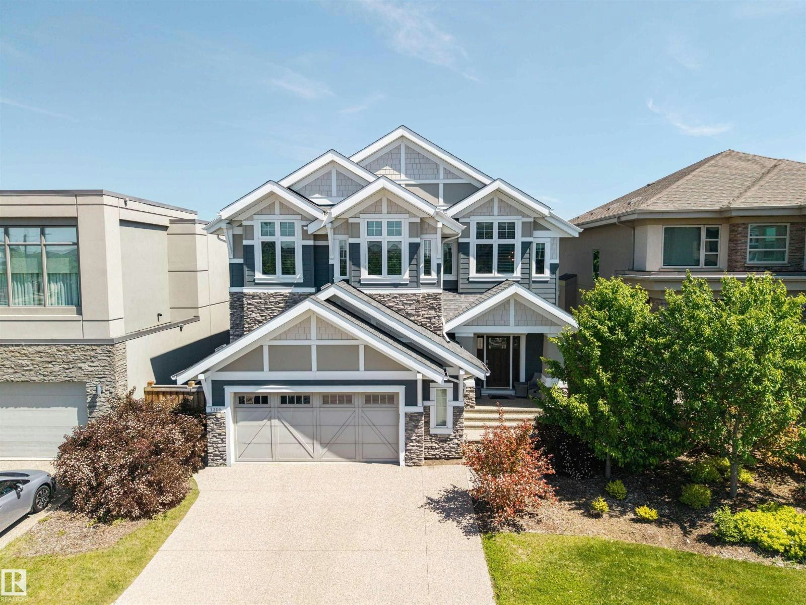 1305 Hainstock Wy SW, Edmonton, AB, T6W 3B6