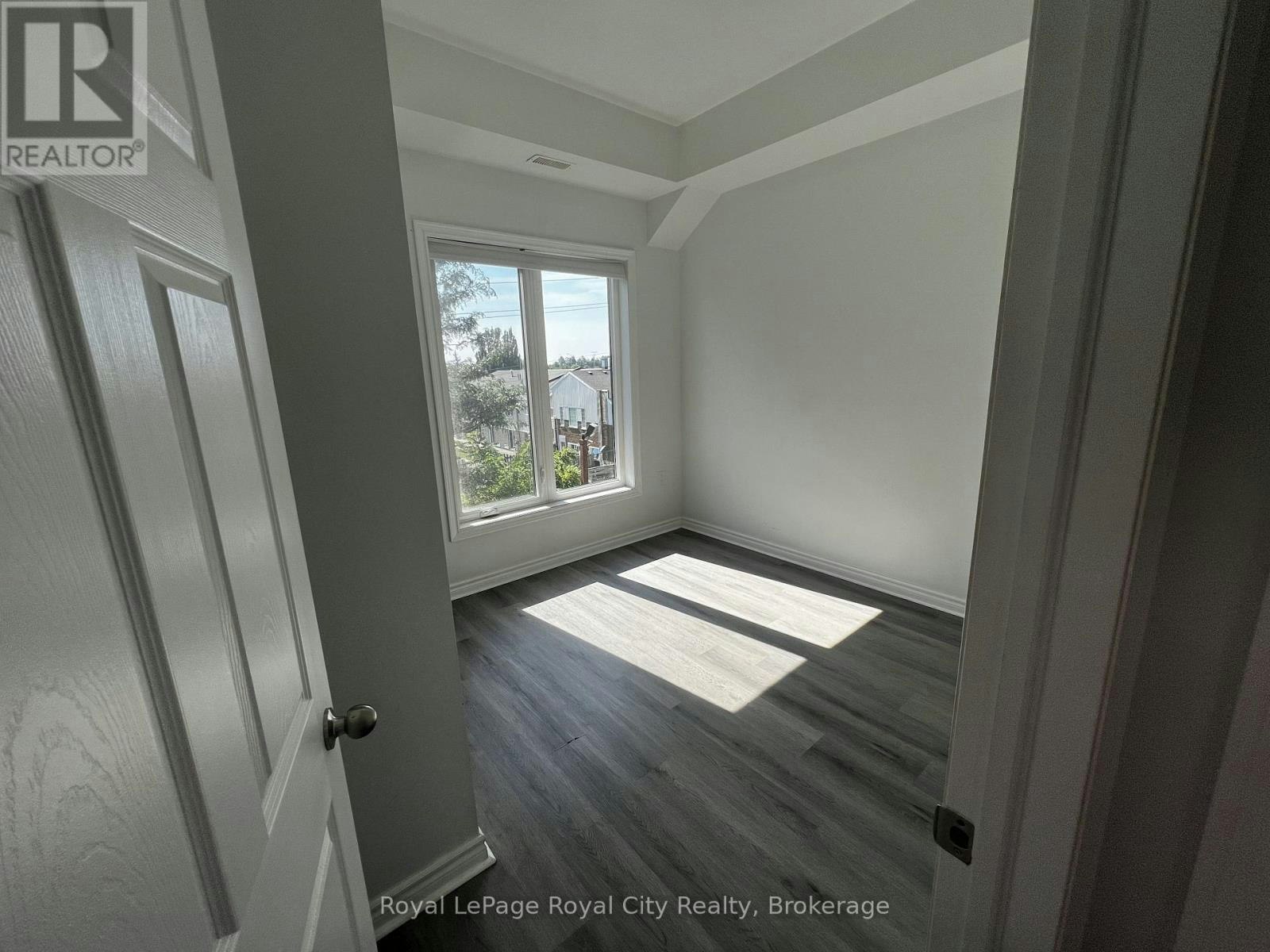 303-71 Victoria Street, Centre Wellington, ON, N0B 1S0 - 13