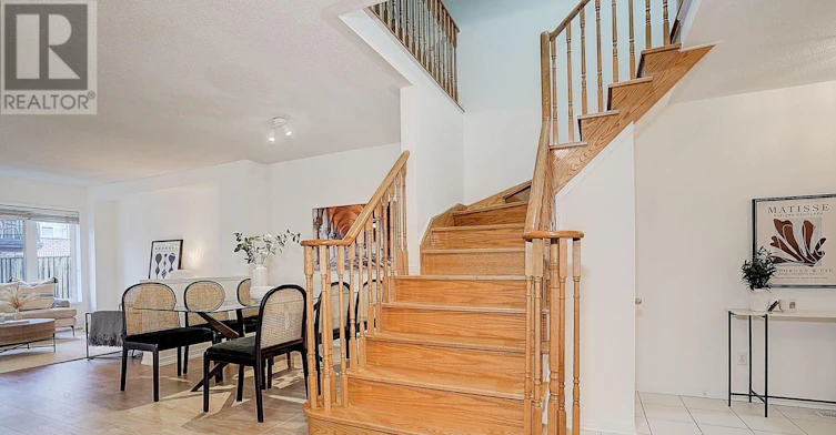 47 Millcliff Circle, Aurora, ON, L4G 7N7 - 17