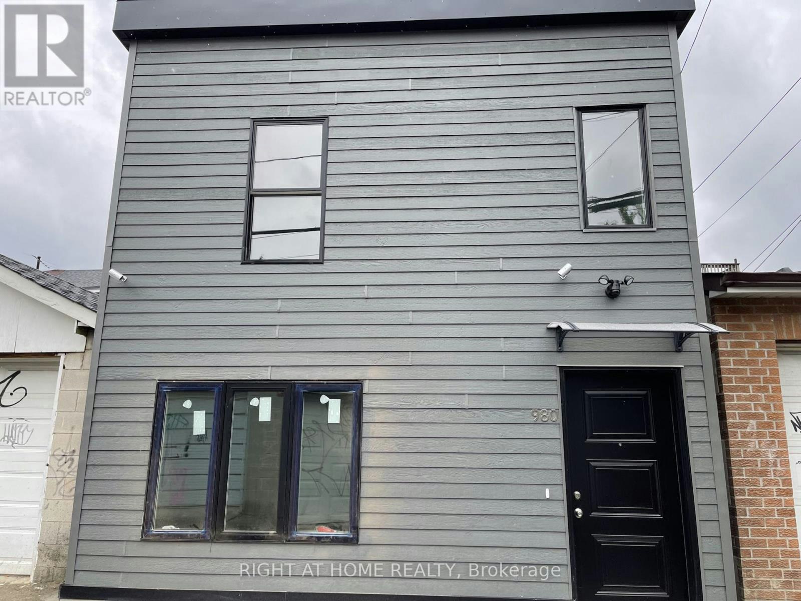 LANEWAY SUITE-980 Ossington Avenue, Toronto, ON, M6G 3V7