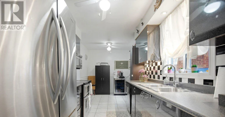 17 Metzak Drive, Brampton, ON, L6Z 4N3 - 18