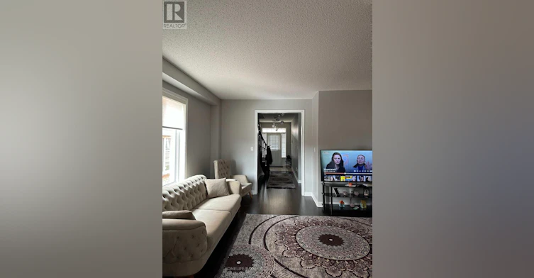 11 Collin Court, Richmond Hill, ON, L4E 0X6 - 3