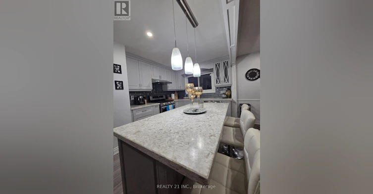 UPPER-32 Lionhead Trail, Toronto, ON, M1B 2J6 - 16