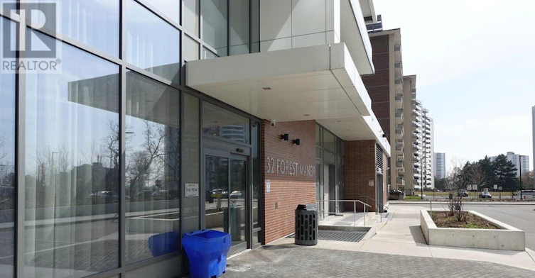 401-32 Forest Manor Road, Toronto, ON, M2J 0H2 - 3