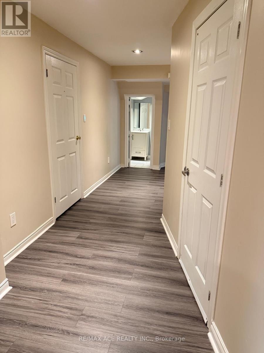 BSMT-392 East Avenue, Toronto, ON, M1C 2W6 - 4