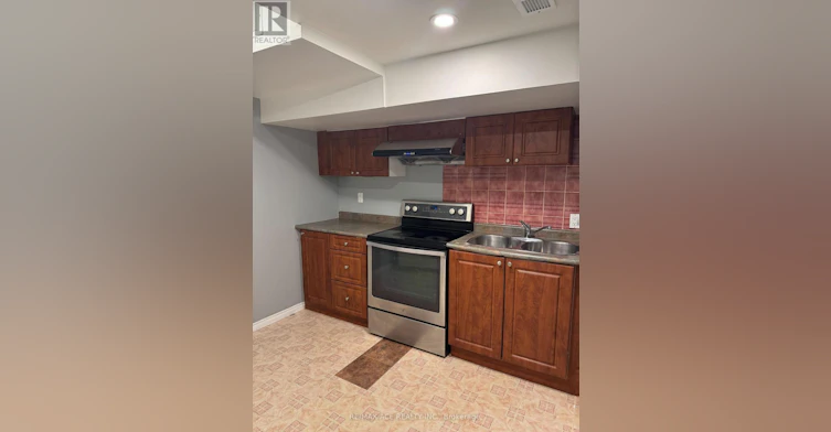 BSMT-392 East Avenue, Toronto, ON, M1C 2W6 - 3