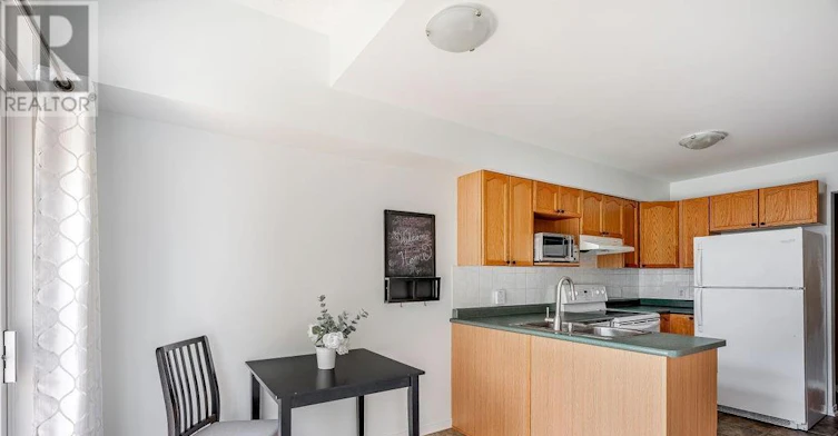 13 Upney Drive, Ottawa, ON, K2J 5G7 - 12