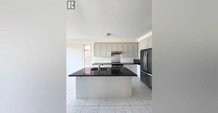 78 Kentledge Avenue, East Gwillimbury, ON, L9N 0E5 - 3