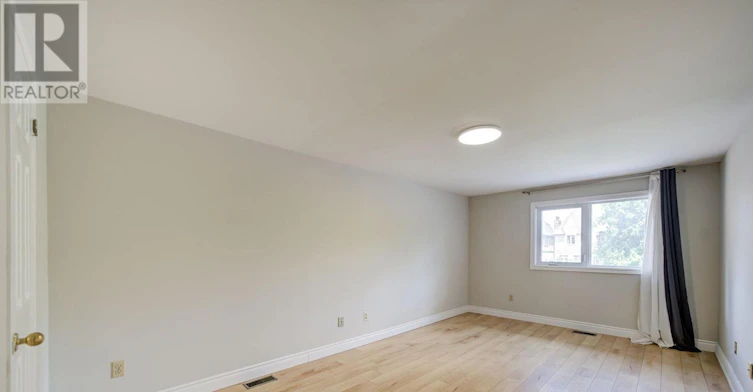 25 Yongehurst Road, Richmond Hill, ON, L4C 3T3 - 18