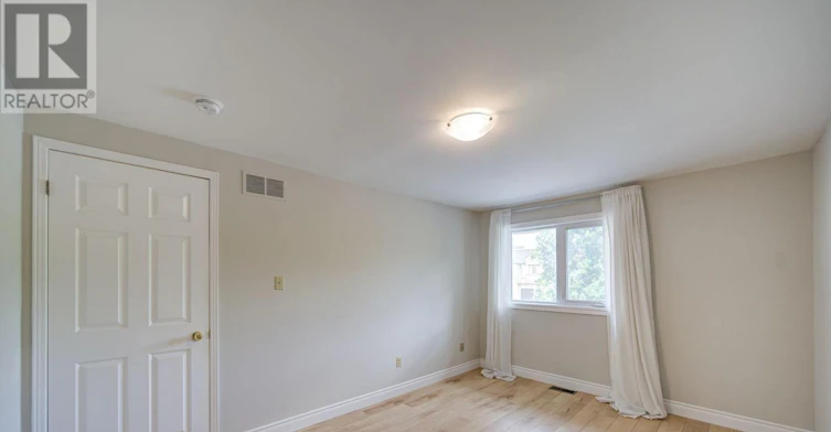 25 Yongehurst Road, Richmond Hill, ON, L4C 3T3 - 22
