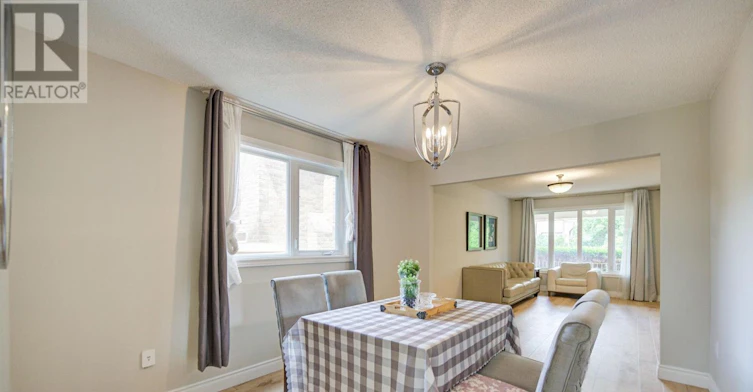 25 Yongehurst Road, Richmond Hill, ON, L4C 3T3 - 10