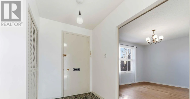 1842 Playfair Drive, Ottawa, ON, K1H 5S1 - 2
