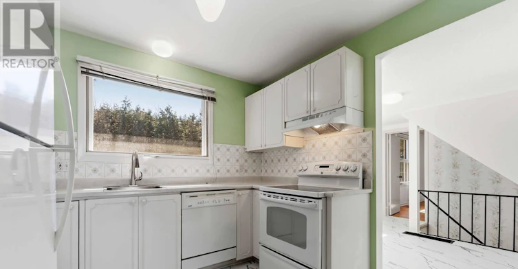 1842 Playfair Drive, Ottawa, ON, K1H 5S1 - 8
