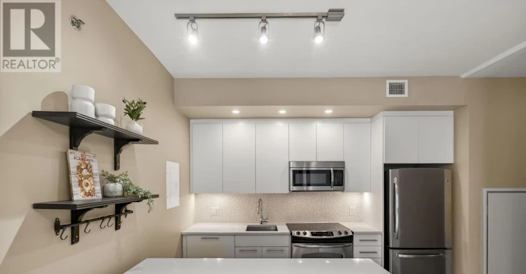 507-108 Richmond Road, Ottawa, ON, K1Z 6V9 - 9