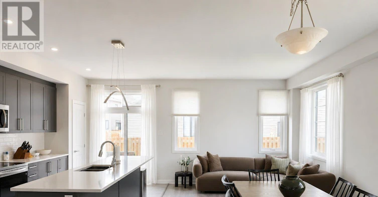 242 Calvington Avenue, Ottawa, ON, K2T 0P9 - 2