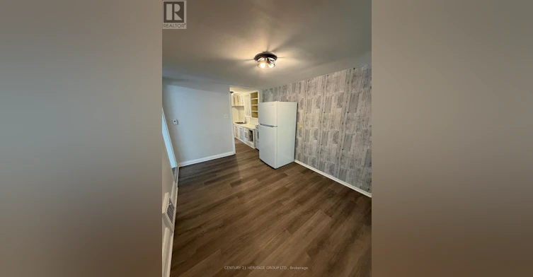 349 Eagle Street, Newmarket, ON, L3Y 1K5 - 7