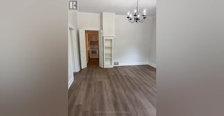 349 Eagle Street, Newmarket, ON, L3Y 1K5 - 6