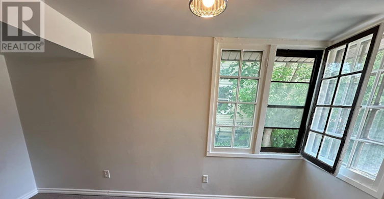 349 Eagle Street, Newmarket, ON, L3Y 1K5 - 18