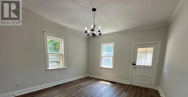 349 Eagle Street, Newmarket, ON, L3Y 1K5 - 4