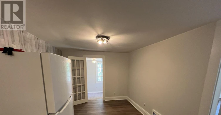 349 Eagle Street, Newmarket, ON, L3Y 1K5 - 11