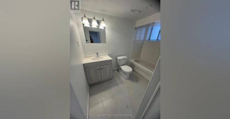 1389 Lansdowne Avenue, Toronto, ON, M6H 3Z9