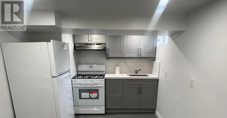 1389 Lansdowne Avenue, Toronto, ON, M6H 3Z9 - 7