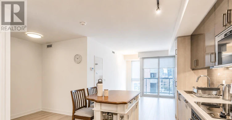 801-77 Mutual Street, Toronto, ON, M5B 2A9 - 7