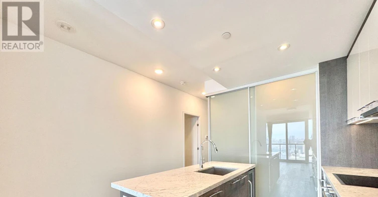 2601-488 University Avenue, Toronto, ON, M5G 0C1 - 6