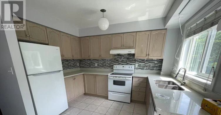 112-80 Acorn Place, Mississauga, ON, L4Z 4C6 - 4