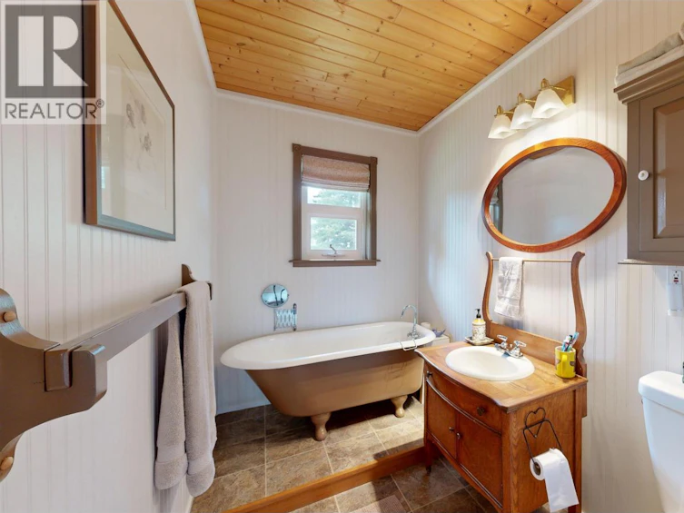 6650 Ryall Road, 100 Mile House, BC, V0K 2E3 - 20