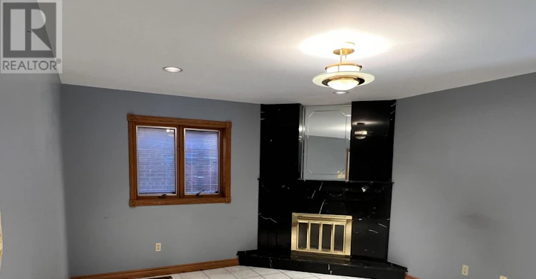 531 Lauder Avenue, Toronto, ON, M6E 3J5 - 9