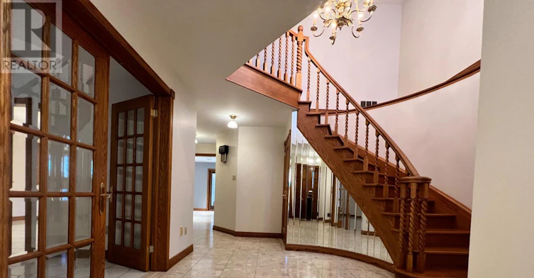 531 Lauder Avenue, Toronto, ON, M6E 3J5 - 2