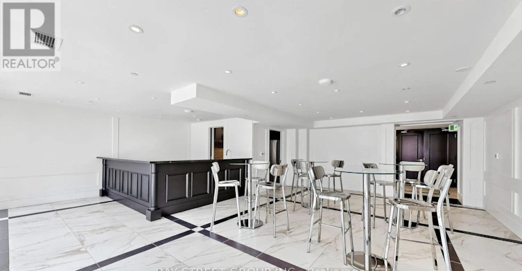 1710-955 Bay Street, Toronto, ON, M5S 0C6 - 17