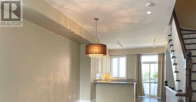 31 Ted Reeve Drive, Toronto, ON, M4E 3T7 - 7