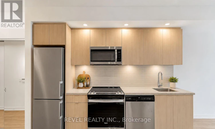 316E-8868 Yonge Street
