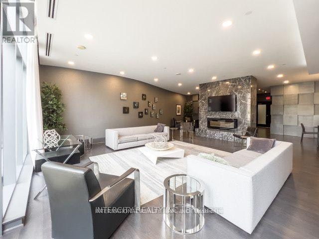 1811-5162 Yonge Street, Toronto, ON, M2N 5P6 - 6