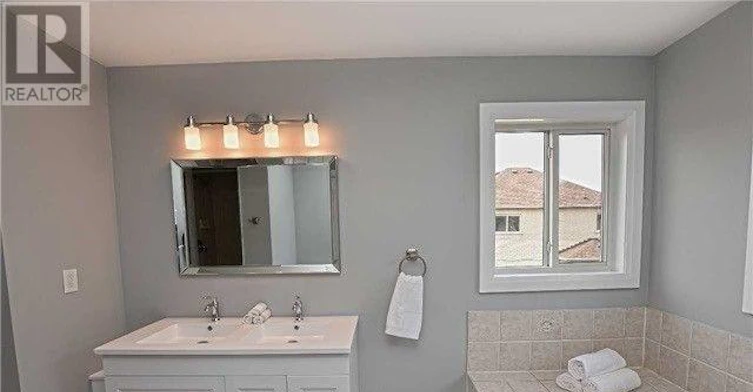 3811 Tacc Drive, Mississauga, ON, L5M 6X3 - 6