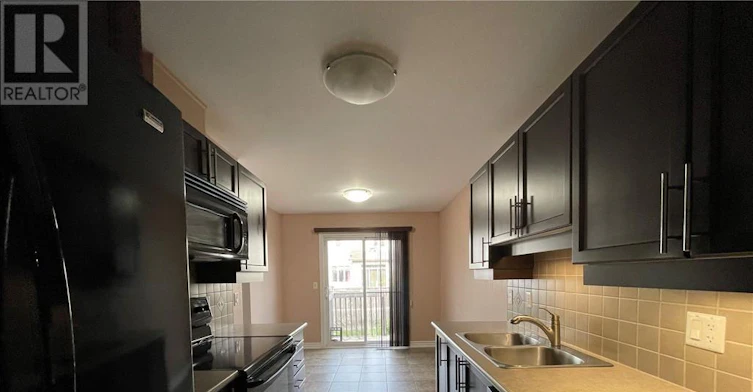 333 Glenbrae Avenue, Ottawa, ON, K2W 0C2 - 6