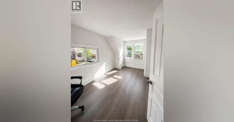 272 Mckay, Windsor, ON, N9B 1Z4 - 10