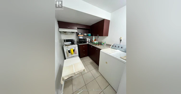 62 Tom Wells Crescent, Toronto, ON, M1V 0A4 - 5