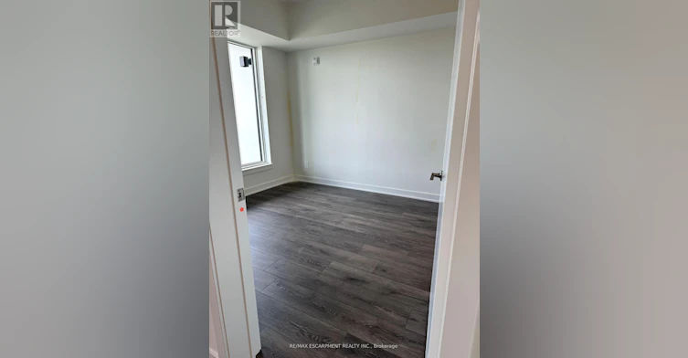 410-1440 Clarriage Court, Milton, ON, L9T 2X5 - 10