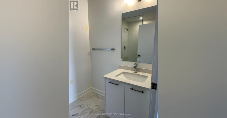 410-1440 Clarriage Court, Milton, ON, L9T 2X5 - 12