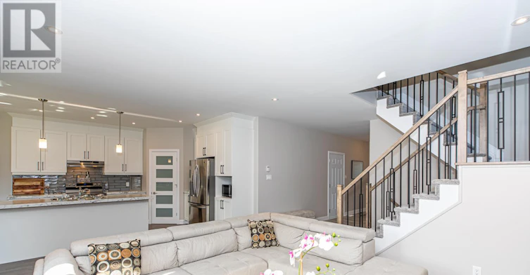 61 Duncanville Street, Russell, ON, K4R 0E8 - 10