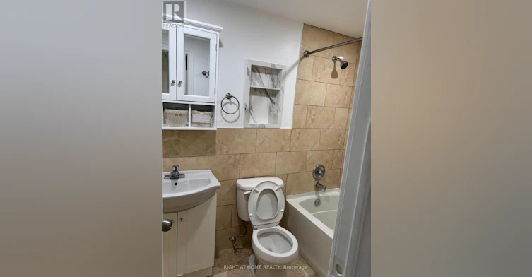 8-611 Gerrard Street E, Toronto, ON, M4M 1Y2 - 3